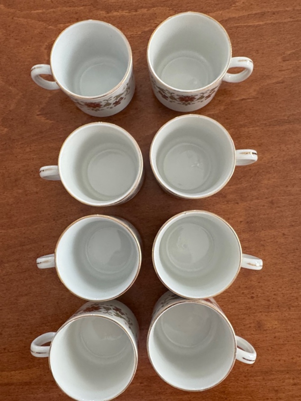 Fine Porcelain Tea Service - Picture 5 of 6
